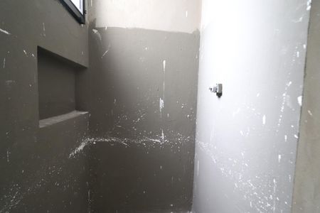 Casa de condomínio à venda com 131m², 3 quartos e 2 vagasBanheiro Suíte