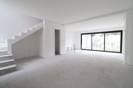 Casa de condomínio à venda com 131m², 3 quartos e 2 vagasSala/Cozinha