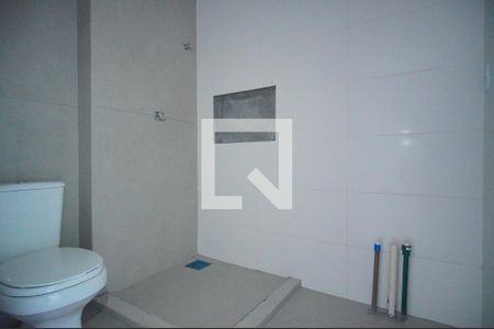 Casa de condomínio à venda com 128m², 3 quartos e 2 vagasBanheiro