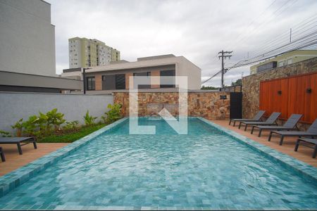 Casa de condomínio à venda com 128m², 3 quartos e 2 vagasÁrea comum - Piscina