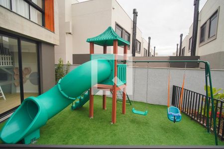 Casa de condomínio à venda com 128m², 3 quartos e 2 vagasÁrea Comum - Playground