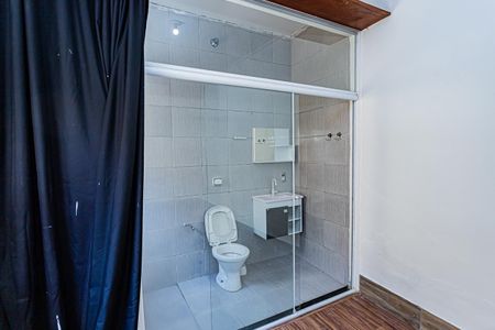 Casa para alugar com 90m², 3 quartos e 2 vagas Casa para alugar com 90m², 3 quartos e 2 vagasBanheiro suite - edícula