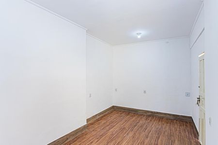 Casa para alugar com 90m², 3 quartos e 2 vagas Casa para alugar com 90m², 3 quartos e 2 vagasSuite- edícula