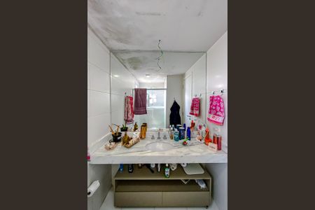 Apartamento à venda com 110m², 3 quartos e 2 vagasBanheiro da Suíte