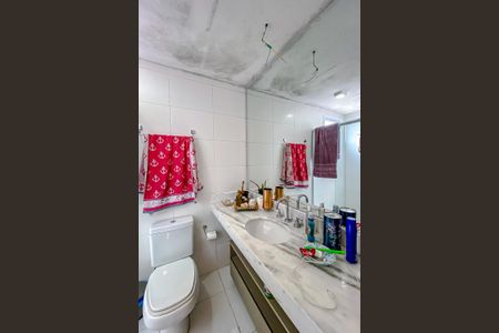 Apartamento à venda com 110m², 3 quartos e 2 vagasBanheiro da Suíte