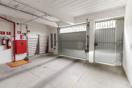 Apartamento à venda com 42m², 2 quartos e 1 vaga Apartamento à venda com 42m², 2 quartos e 1 vagaEntrada