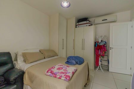 Casa de condomínio à venda com 400m², 3 quartos e 2 vagasSuíte 1