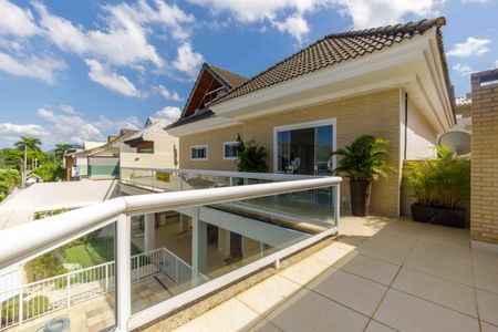 Casa de condomínio à venda com 400m², 3 quartos e 2 vagasVaranda