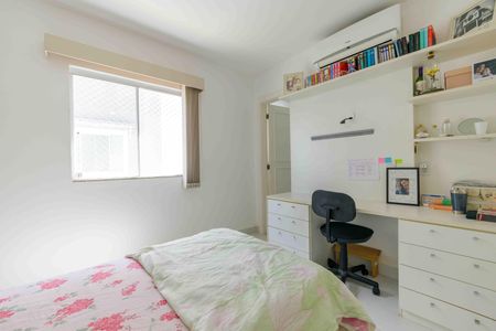 Casa de condomínio à venda com 400m², 3 quartos e 2 vagasSuíte 3