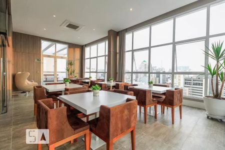 Apartamento para alugar com 34m², 1 quarto e 1 vagaÁrea comum - Salão de festas