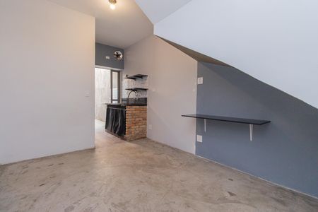 Casa para alugar com 25m², 1 quarto e sem vaga Casa para alugar com 25m², 1 quarto e sem vagaStudio
