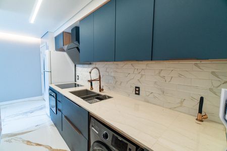 Apartamento para alugar com 49m², 2 quartos e sem vaga Apartamento para alugar com 49m², 2 quartos e sem vagaCozinha e Área de Serviço