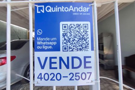 Casa à venda com 250m², 4 quartos e 2 vagas Casa à venda com 250m², 4 quartos e 2 vagasPlaquinha