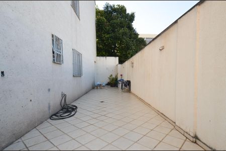 Apartamento para alugar com 216m², 3 quartos e 2 vagas Apartamento para alugar com 216m², 3 quartos e 2 vagasÁrea comum