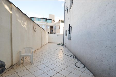 Apartamento para alugar com 216m², 3 quartos e 2 vagas Apartamento para alugar com 216m², 3 quartos e 2 vagasÁrea comum