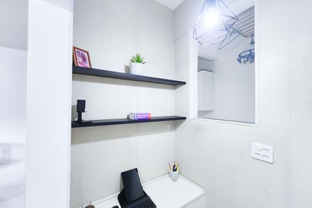 Apartamento à venda com 75m², 2 quartos e 1 vaga Apartamento à venda com 75m², 2 quartos e 1 vagaEscritório