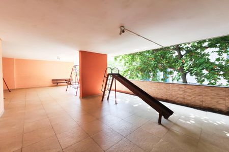 Apartamento à venda com 75m², 2 quartos e 1 vaga Apartamento à venda com 75m², 2 quartos e 1 vagaÁrea comum