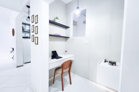 Apartamento à venda com 75m², 2 quartos e 1 vaga Apartamento à venda com 75m², 2 quartos e 1 vagaEscritório