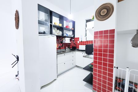 Apartamento à venda com 75m², 2 quartos e 1 vaga Apartamento à venda com 75m², 2 quartos e 1 vagaCozinha