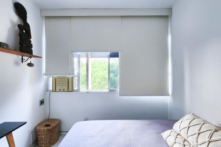 Apartamento à venda com 75m², 2 quartos e 1 vaga Apartamento à venda com 75m², 2 quartos e 1 vagaQuarto