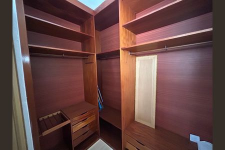 Apartamento à venda com 48m², 1 quarto e 1 vagaQuarto de Serviço