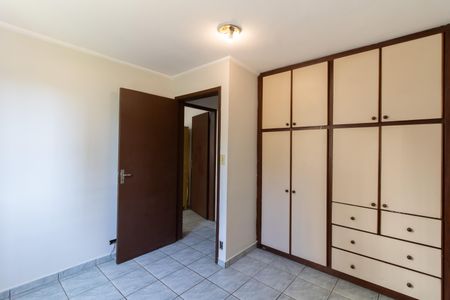 Apartamento à venda com 85m², 3 quartos e 1 vagaQuarto 2