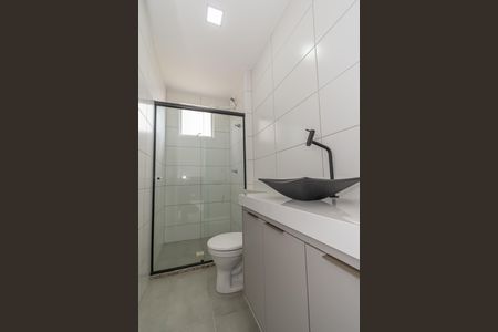 Apartamento para alugar com 52m², 2 quartos e 1 vaga Apartamento para alugar com 52m², 2 quartos e 1 vagaBanheiro Corredor