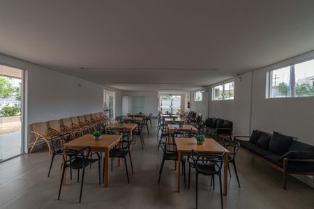 Apartamento para alugar com 52m², 2 quartos e 1 vaga Apartamento para alugar com 52m², 2 quartos e 1 vagaÁrea comum - Salão de festas