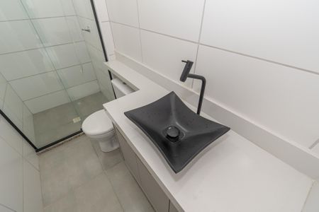 Apartamento para alugar com 52m², 2 quartos e 1 vaga Apartamento para alugar com 52m², 2 quartos e 1 vagaBanheiro Corredor