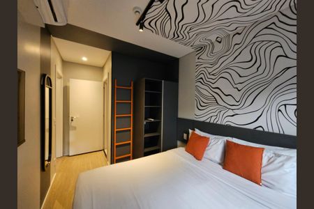 Studio para alugar com 32m², 1 quarto e sem vagaSuíte