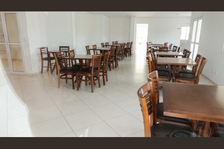 Apartamento à venda com 81m², 3 quartos e 2 vagas Apartamento à venda com 81m², 3 quartos e 2 vagasÁrea comum - Salão de festas