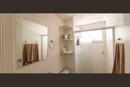 Apartamento à venda com 81m², 3 quartos e 2 vagas Apartamento à venda com 81m², 3 quartos e 2 vagasBanheiro da Suíte