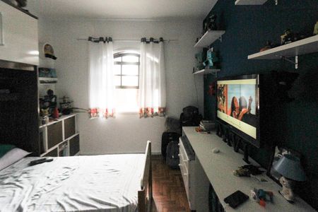 Casa à venda com 400m², 5 quartos e 4 vagasCasa 2 - Quarto 1