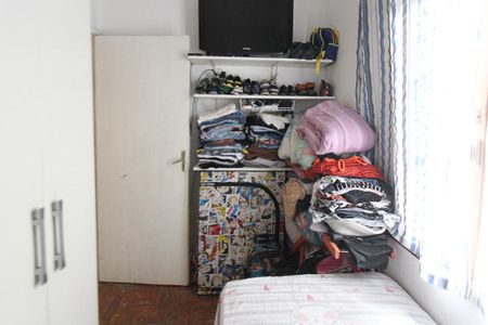 Casa à venda com 400m², 5 quartos e 4 vagasQuarto 2