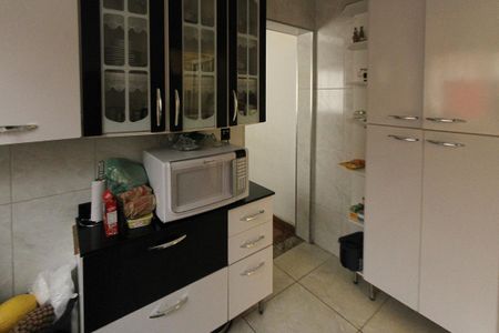 Casa à venda com 400m², 5 quartos e 4 vagasCasa 2 - Cozinha