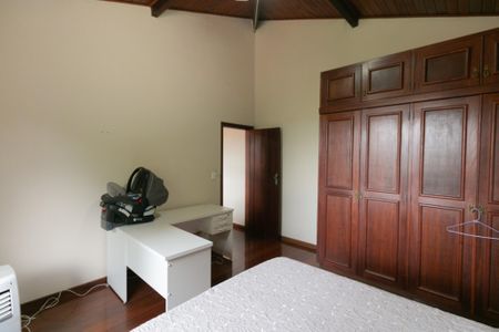 Casa à venda com 1100m², 5 quartos e 10 vagasQuarto 1