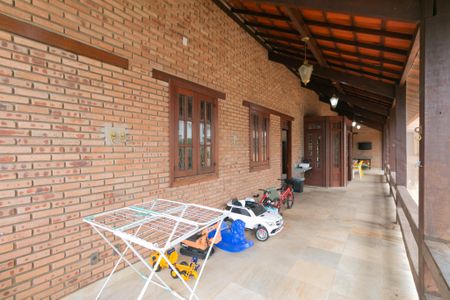 Casa à venda com 1100m², 5 quartos e 10 vagasÁrea Externa