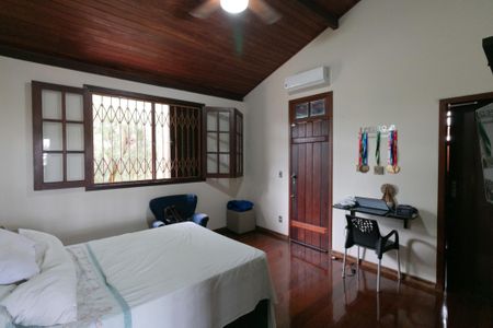 Casa à venda com 1100m², 5 quartos e 10 vagasQuarto 2