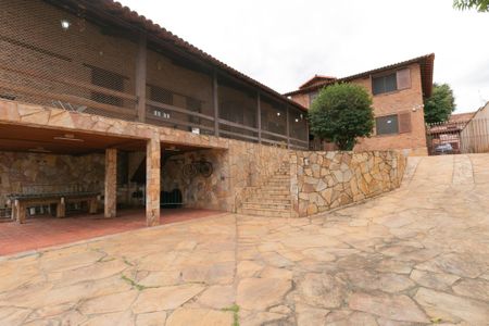 Casa à venda com 1100m², 5 quartos e 10 vagasGaragem