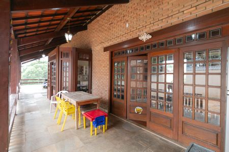 Casa à venda com 1100m², 5 quartos e 10 vagasÁrea Externa