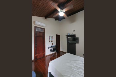 Casa à venda com 1100m², 5 quartos e 10 vagasQuarto 2