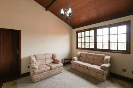 Casa à venda com 1100m², 5 quartos e 10 vagasSala