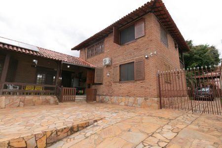 Casa à venda com 1100m², 5 quartos e 10 vagasÁrea Externa