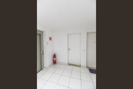 Apartamento para alugar com 50m², 2 quartos e 1 vaga Apartamento para alugar com 50m², 2 quartos e 1 vagaEntrada