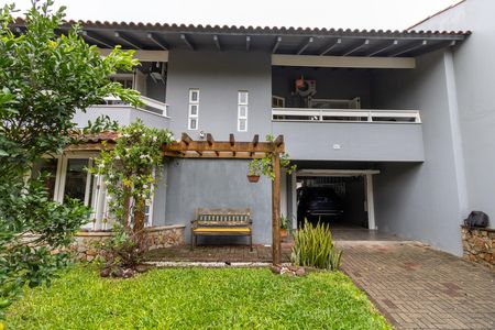 Casa à venda com 306m², 4 quartos e 2 vagasJardim