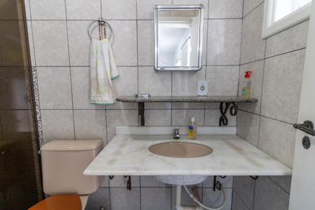 Casa à venda com 306m², 4 quartos e 2 vagasBanheiro 2