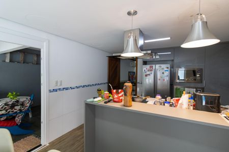 Casa à venda com 306m², 4 quartos e 2 vagasCozinha