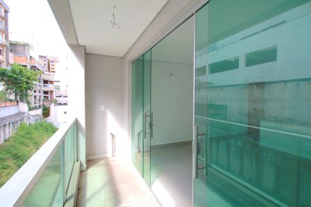 Apartamento à venda com 62m², 2 quartos e 2 vagasVaranda da Sala