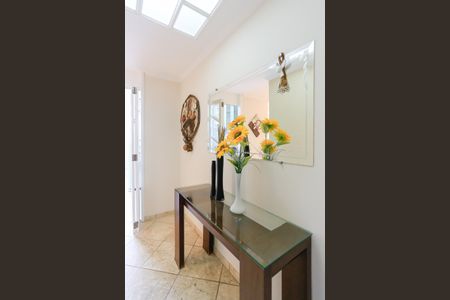 Apartamento à venda com 58m², 2 quartos e 1 vagaEntrada