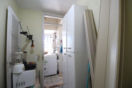 Apartamento à venda com 130m², 2 quartos e 2 vagasQuarto de Serviço